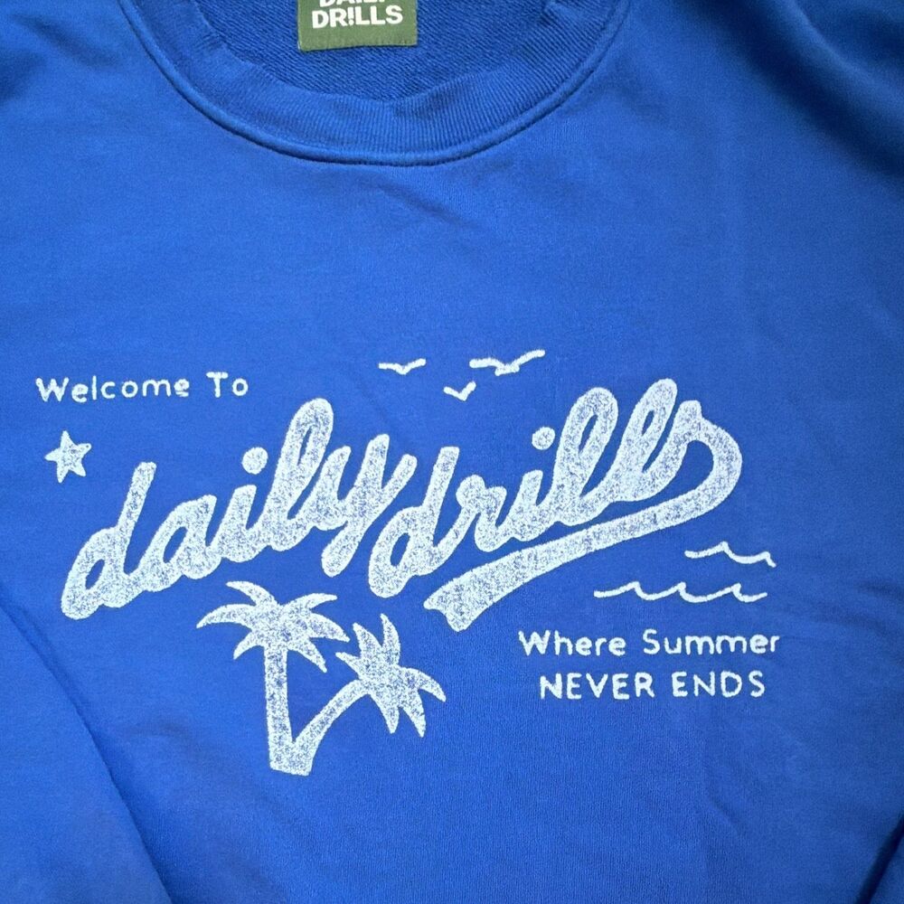 DAILY DRILLS Blue Fleece Graphic Logo Crewneck Pullover Sweatshirt Beach Large/X - Picture 2 of 7